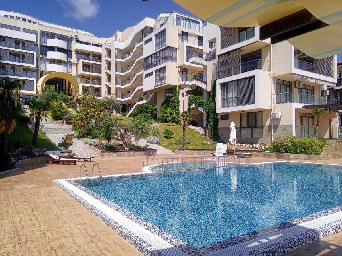 Dolce Vita II Waterfront Sunset Sea View Luxury Apartament Свети Влас Екстериор снимка