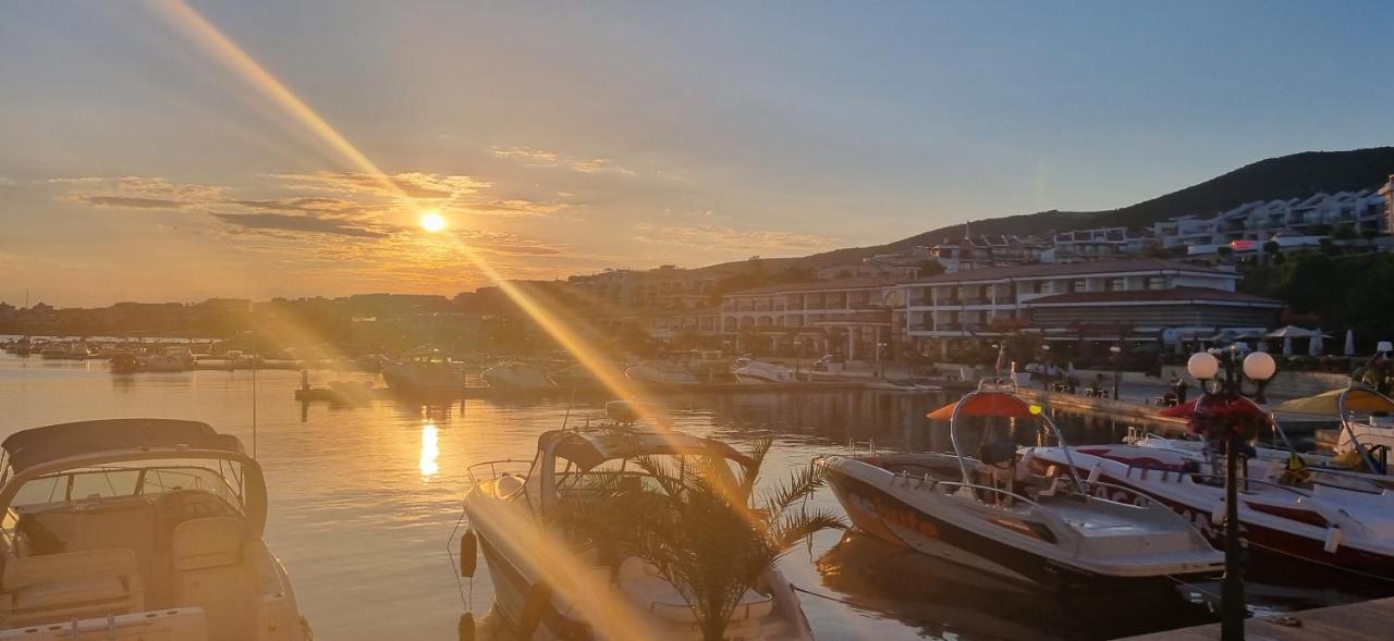 Dolce Vita II Waterfront Sunset Sea View Luxury Apartament Свети Влас Екстериор снимка